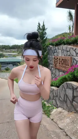 Ai mê đồ tập màu pink về team e
