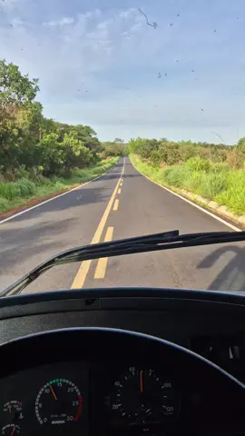 pé na estrada