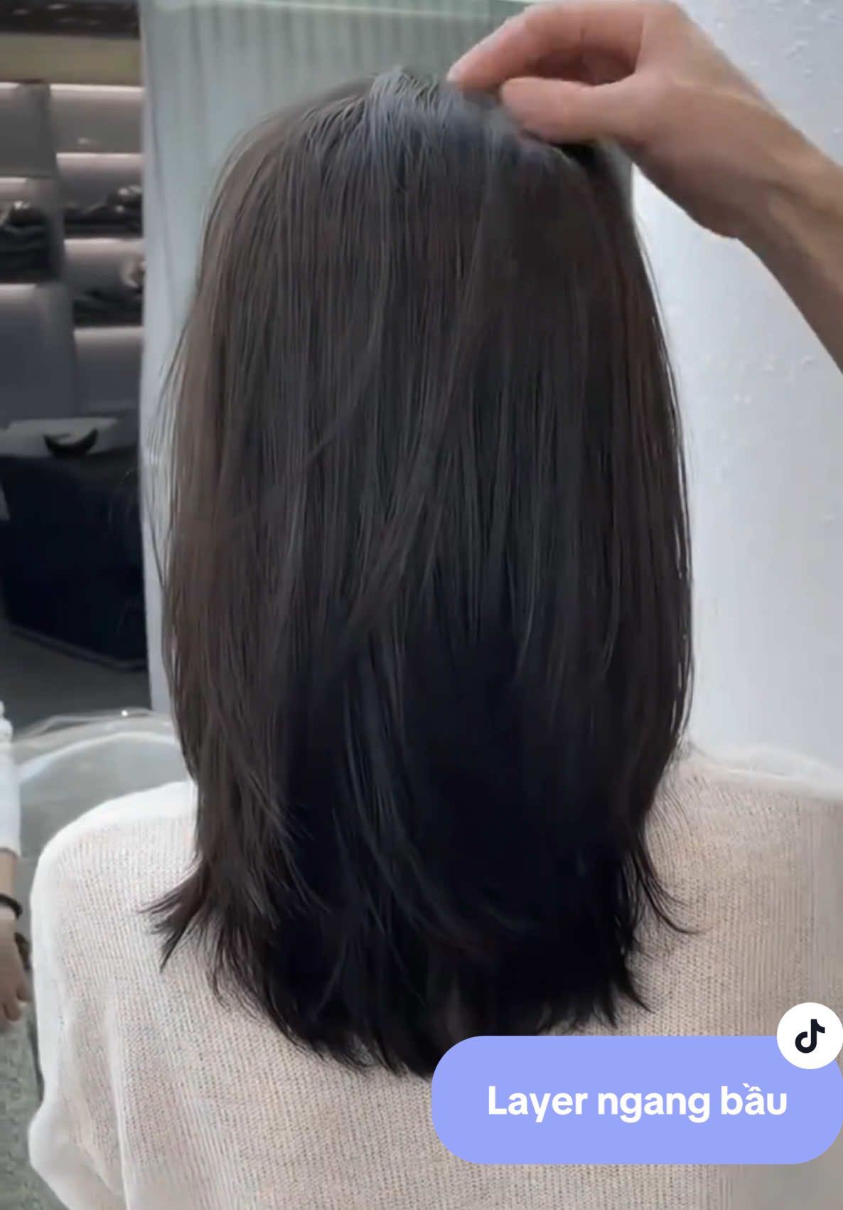 Layer ngang bầu duỗi hơi nước #xuhuong #minhrhairquan7 #layerngangbầu #layerlỡ #duỗihơinước #duỗiphonghoinuoc #layeredhaircut #salonquan7 #salontocquan7 #nâulạnhtrầm 