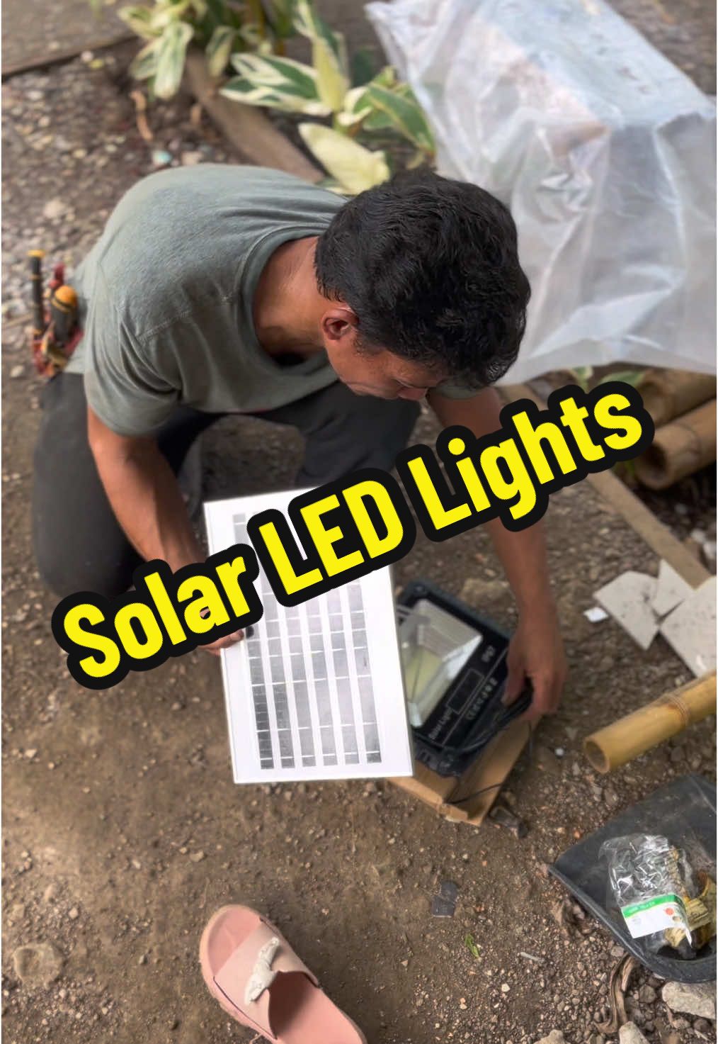 Sulit na Sulit tong Solar Led Lights mga boss… malaki matitipid nyo sa kuryente nito. #ledlights #solarpanel #solarledlights #solarlights #tipidtips 