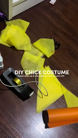 DIY Chick costume 🐥 Umuwing hindi nanalo hahaha #fyp #tiktokph #DIY 