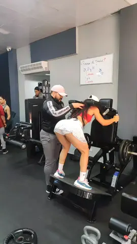 ENTRENAMIENTO PERSONAL  #gym #todos #paratiiiiiiiiiiiiiiiiiiiiiiiiiiiiiii #cardio #gluteo 