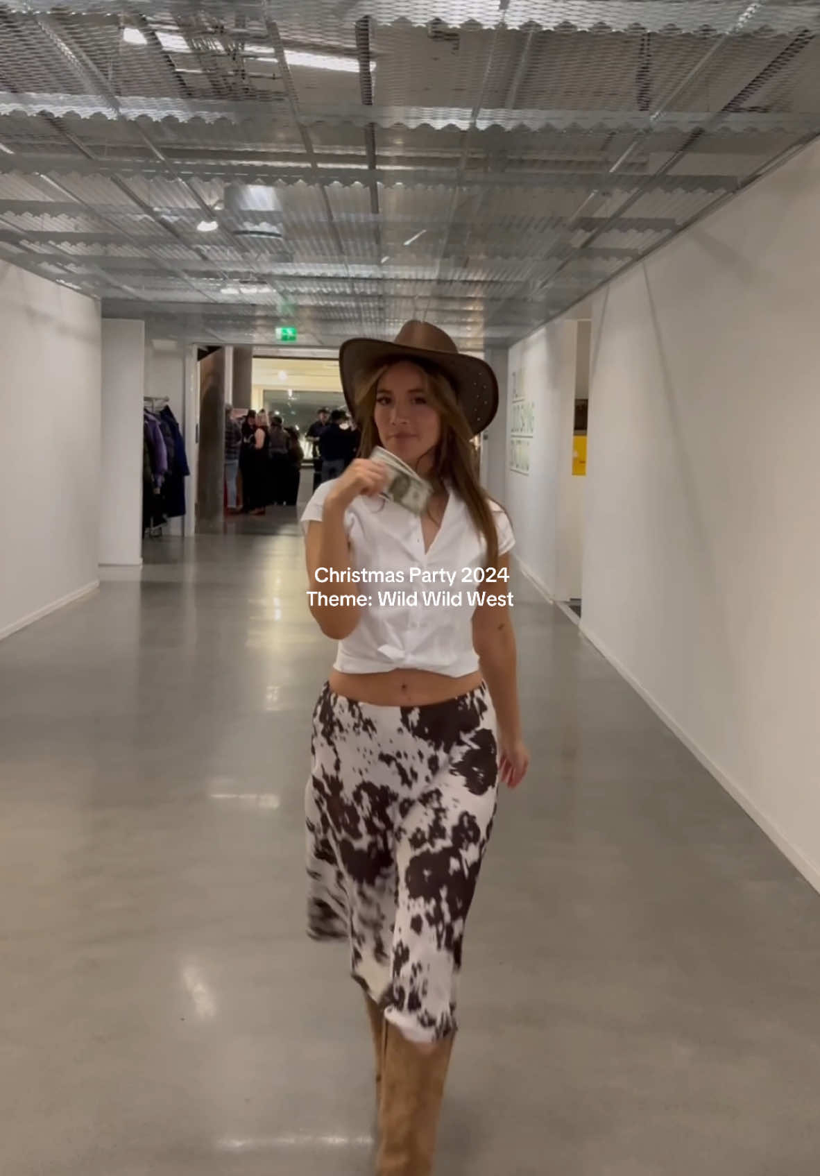 Yesterdays Christmas Party fits from some of our HQ Bik Bok’ers 🤠 #bikbok #bikboklife #fashion #outfits #outfitinspo #christmasparty #foryou #wildwildwest 