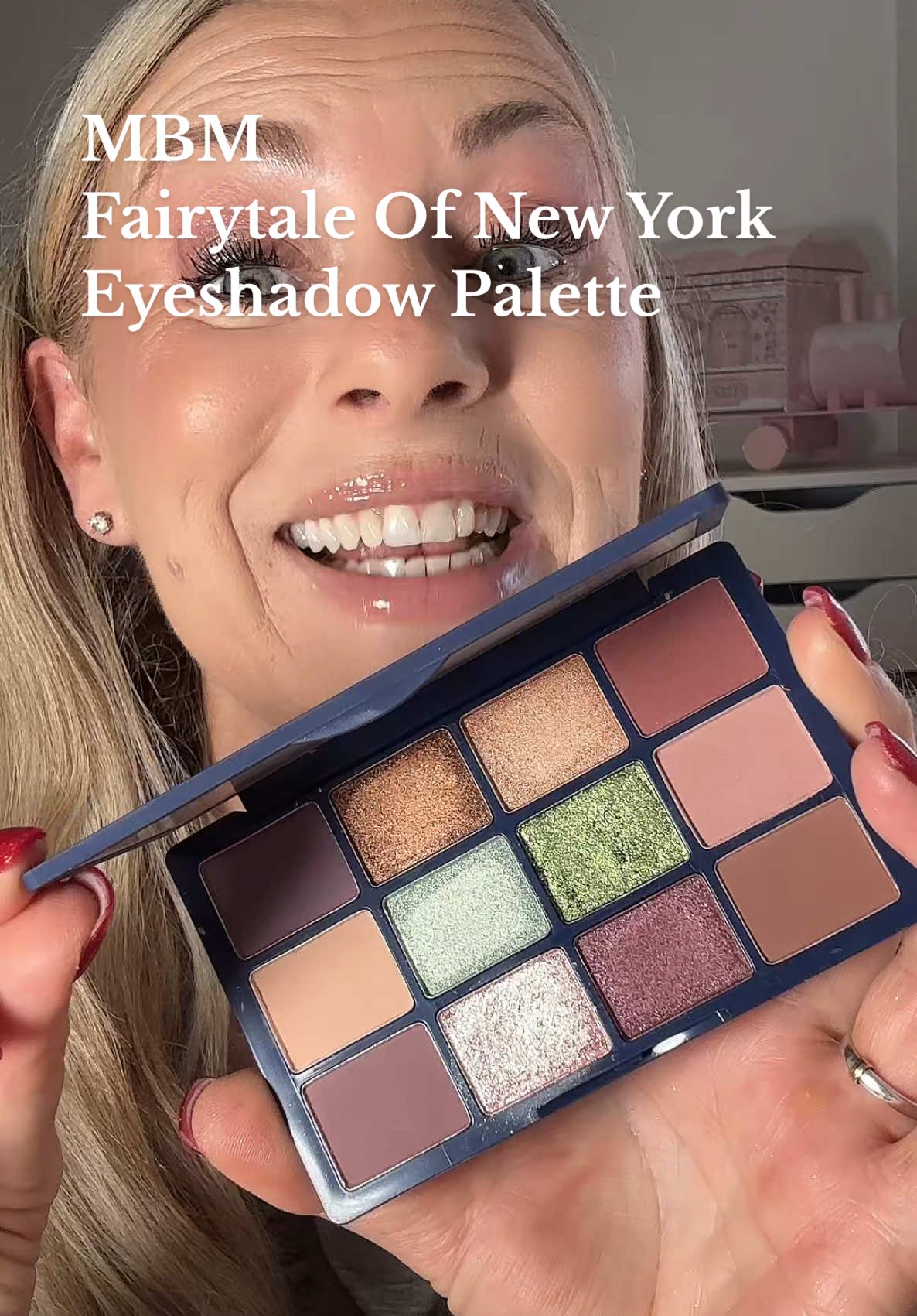 I’m in love with this @madebymitchell eyeshadow palette  #madebymitchell #mbm #eyeshadow #eyeshadowpalette #affordablemakeup #flashsale #dealdrops #contentcreator #fyp 