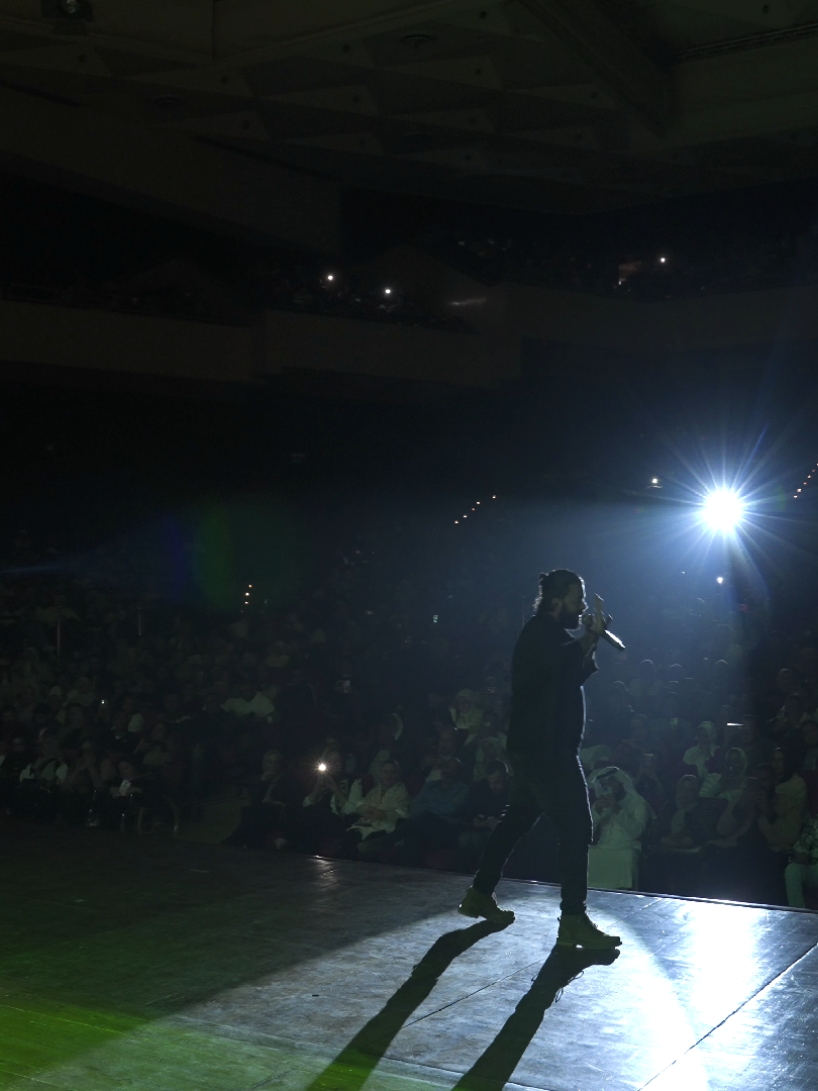 كان لازم احبك من ساعة لما قابلتك ❤️❤️#عمرو_حسن #عمروحسن #amr_hassan #كان_لازم_احبك 