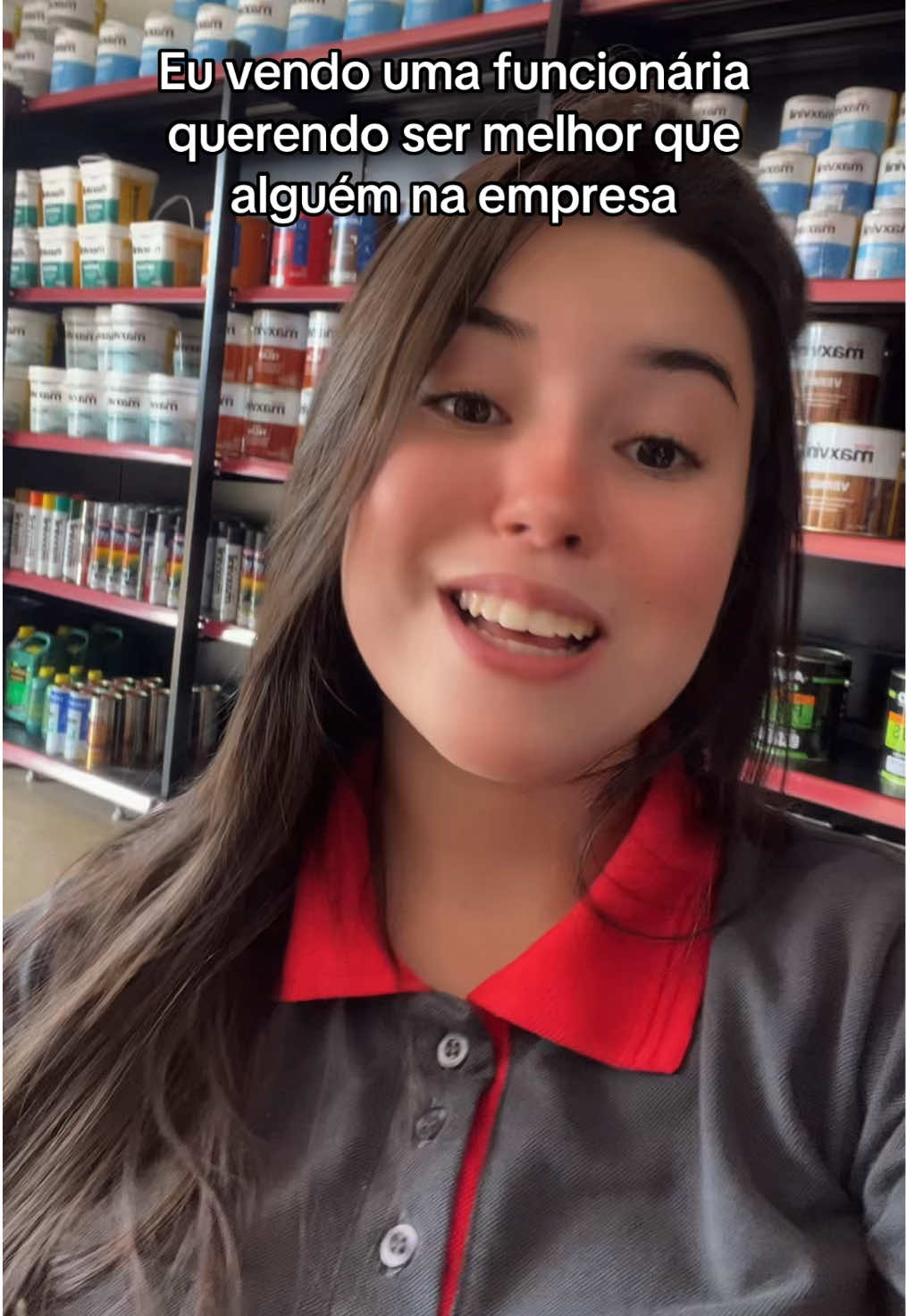 Quem vê de longe pensa que ela é a dona🤣🤡 #fyy #dona #funcionaria #trabalho #empresa #clt 