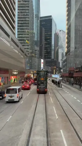 Next station Central 🤩 Welcome to hongkong 🇭🇰  #香港 #hongkongtiktok #cityscape #citywalk #cityvlg #china #travelchina #fyp 