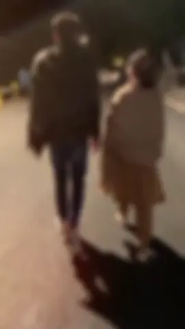 এভাবে শীতের রাতে হাঁটতে চাই প্রিয় 😫#CapCut #foryou #fyp #couplevideo #viral #viralditiktok #viralvideo 