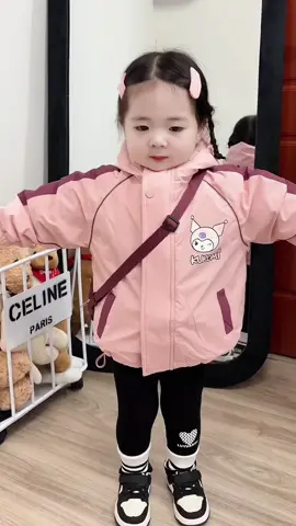 Áo khoác KUZOMI  Lót lông #áo #aokhoac #aokuromi #aolongchobegai #aokhoacchobe #aokhoaclotlong #aokhoacchobegai #aokuromi #kuromi #thoitrangtreem #fyp #xuhuong 