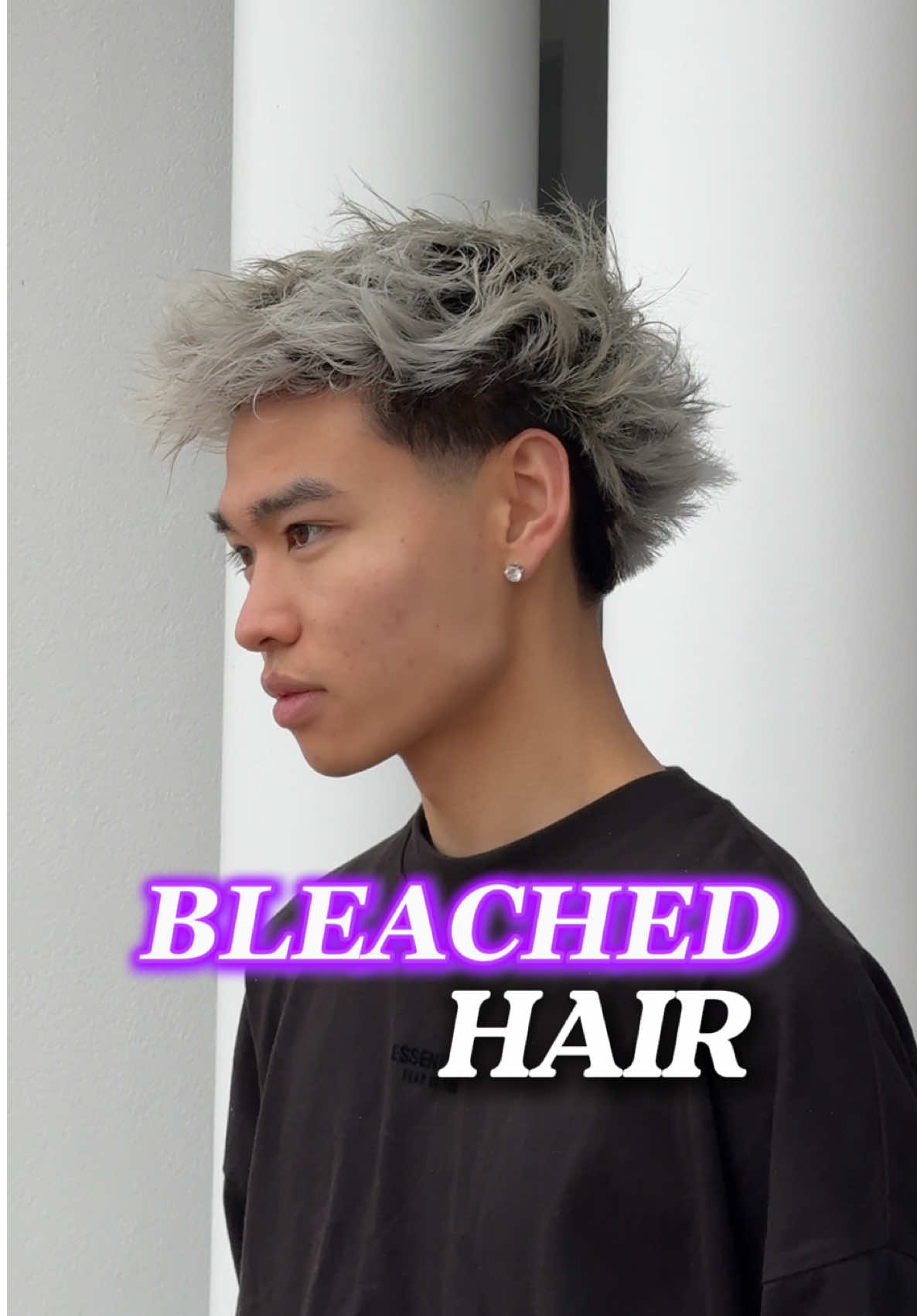 Asian with bleached hair? #vinnievu #barbertahls #bleachedhair #adelaidebarber #frostedtips  #asianbleach #asianhairstyle #asianhaircut #blowouttaper #asianblowouttaper #taper #asiantaper #haircutsasian #darkhair #blackhair 