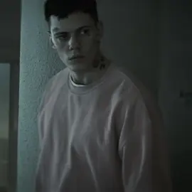 pls, ingore lags🥲 #billskarsgård #billskarsgårdedit #thecrown #ericdraven #ericdravenedit #hemlockgrove #romangodfrey #romangodfreyedit scp - saxxscenes