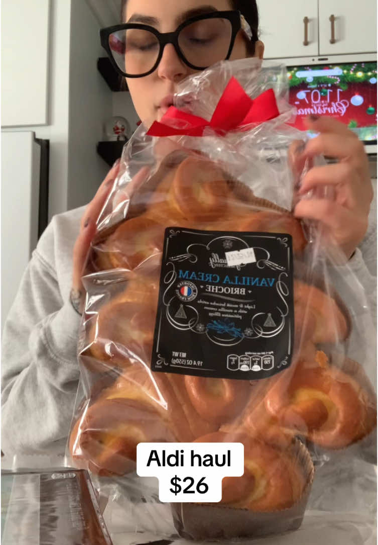 Cute christmas aldi finds #fyp #viralvideo #foryoupage 