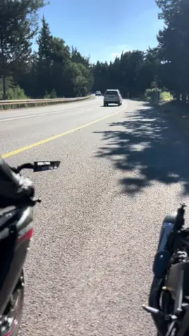 Zx6r sound 😮‍💨 #zx6r #kawasaki #pure #tiktok 