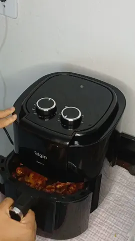frango com batata na Air fryer  🍗🍟🥗🤤🩷 #fyyyyyyyyyyyyyyyy #viral_video #fyy #comida #tik_tok 