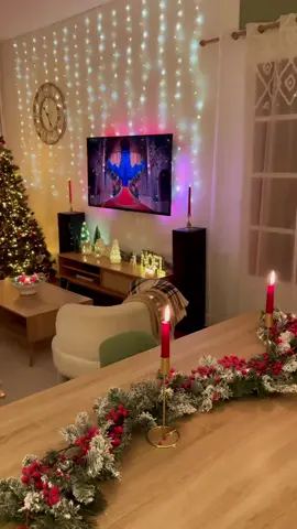 🎄❤️ #noel #deco #christmas #christmastreedecorating #cosy #sapin #christmastiktok #cosyhome #magic #labelleetlabete 