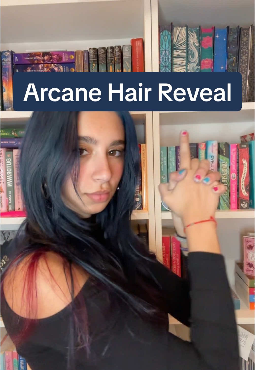 🔫💙 blue hair maya is BACK (for the same reason as the first time) bc i’m WHAT? … predictableeeeee yeah yeah also i did a fuschia streak under each ear for Vi (and AU powder after i saw that she had the same idea lol) so im calling it my #CaitVi hair #caitlynkiramman #caitlynkirammanarcane #caitlynkirammanhair #caitlynkirammancosplay #arcane #arcaneleagueoflegends #booktoker #bluehair #bookshelf #bookish #sapphic #queerbooktoker #lesbian 