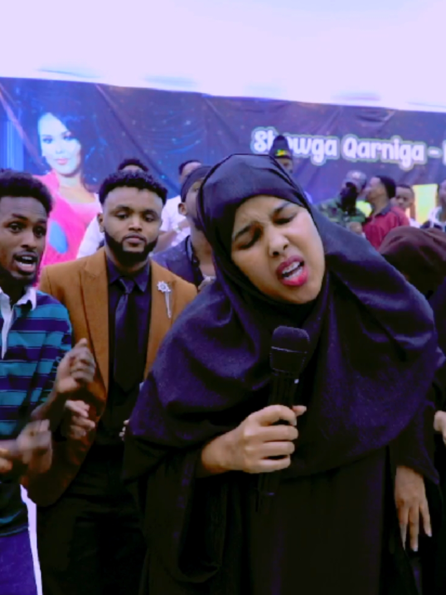 @Pro Khadar Nuur 📷 #xasanowmcaanow #tiktoksomalia🇸🇴 #puntlander🇸🇱tiktok #prokhadarnuur📷 #studio #foyoupage #fwp #CapCut 