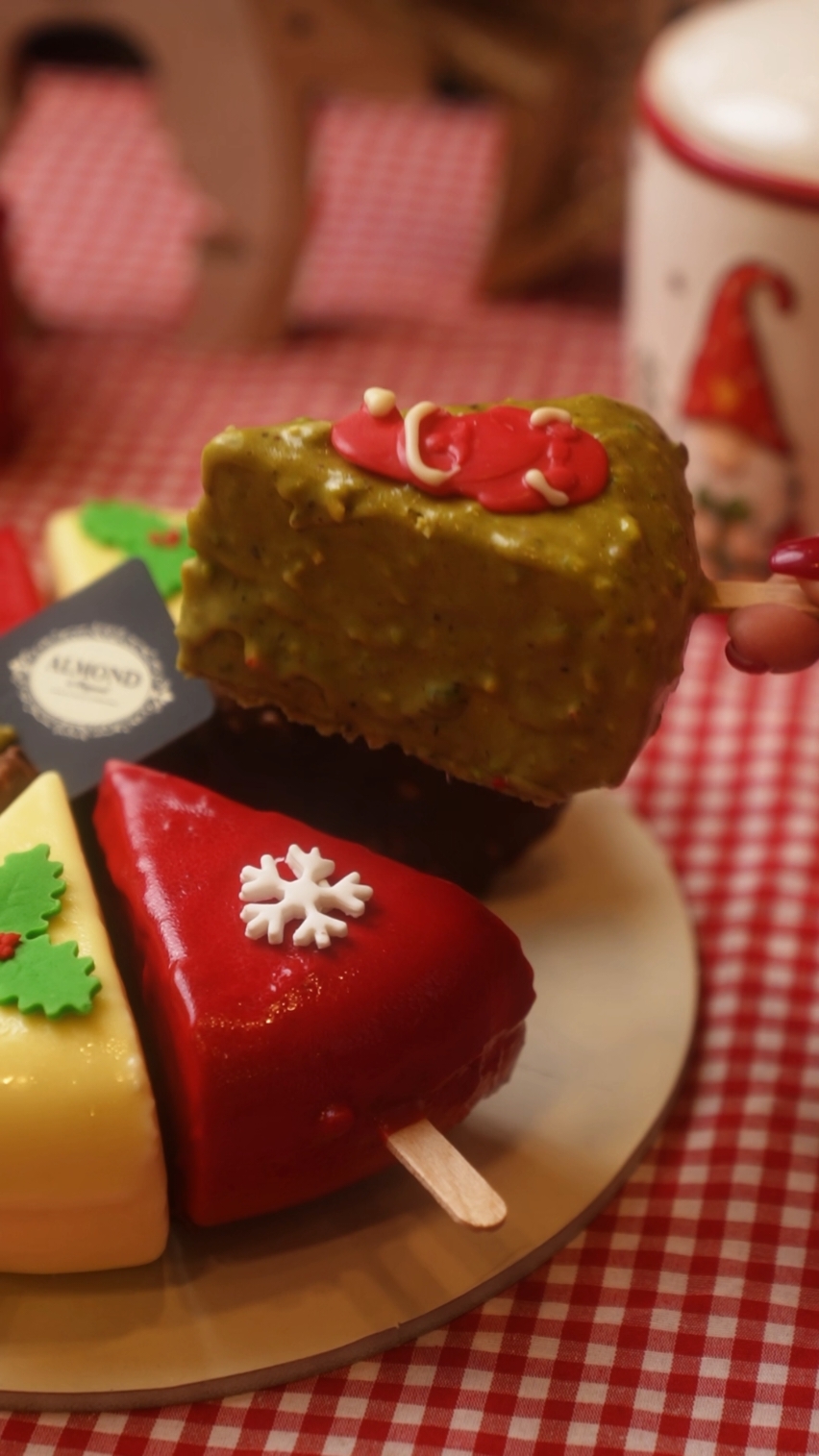 Follow for creative ways to bring your ideas to life! 🎥✨ Today’s feature: Shooting the Cake Puzzle – make your desserts look as good as they taste! 🍰📸 #VisualsofKhaled #foodphotography #cakeideas #tiktokfoodie #dessertlover #foodstyling #foodvideos #creativecontent #cakesofinstagram #contentcreator #foodiegram #cakedecorating #desserttable #tiktoktips #cakelover #creativephotography #videotips #cakeart #foodphotographer #tiktokcreator #sweettooth #photographytips #visualcontent #howtoshoot #foodtiktok #foodiesofinstagram #bakingideas #puzzlecake #foodinspo #cakephotography #dessertideas #contentinspiration 