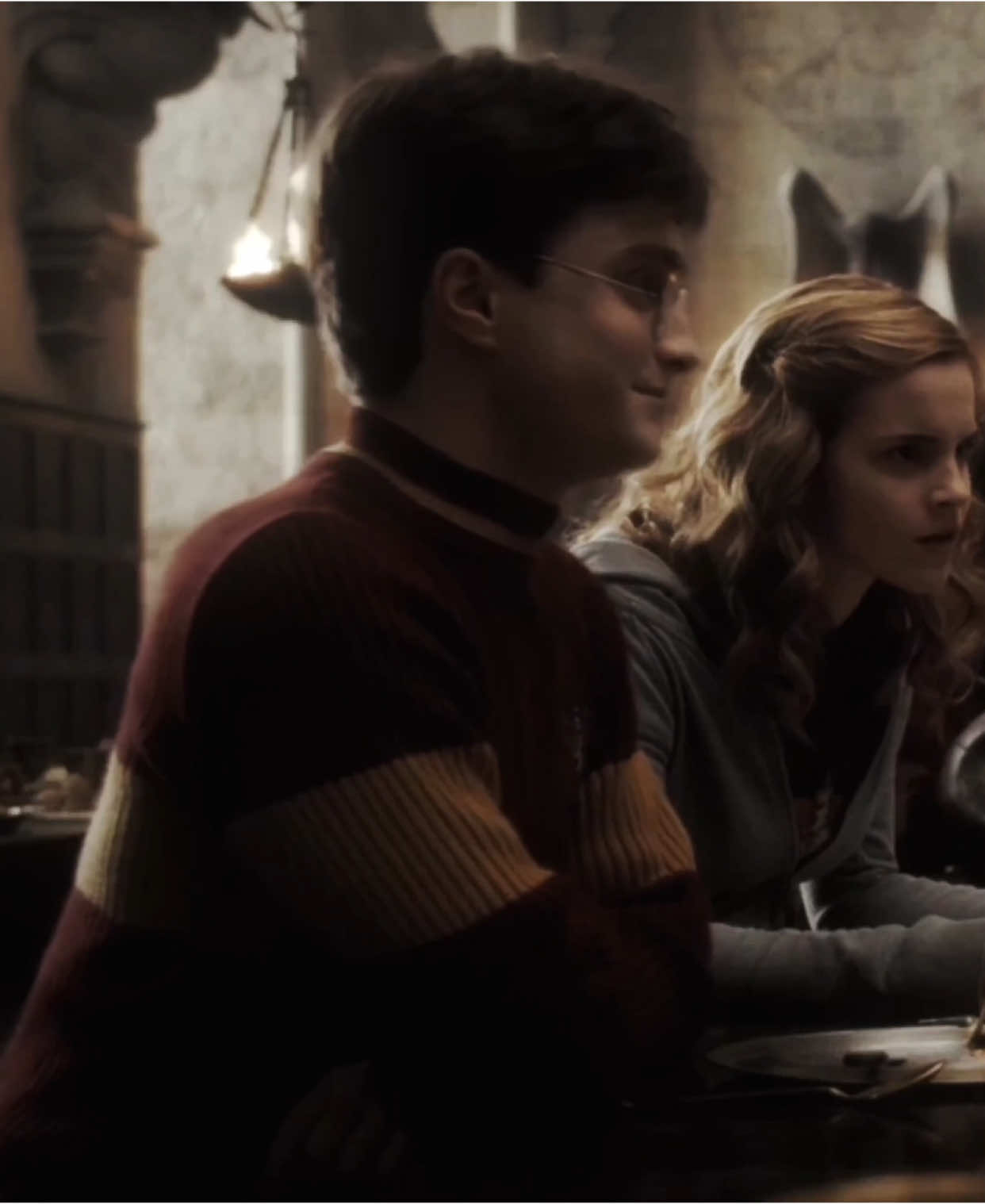 o cabelo dele nesse filme >>>> #harrypotter #viral #foyor #danielradcliffe #harrypottertiktok #fyp #foryoupagе #harrypottertok #hpedits 