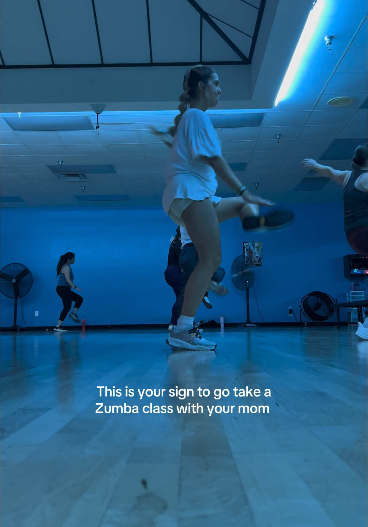 Bonding at its finest💕🏋️‍♀️ #fyp #zumba #Fitness #family #workouts #dance #dancer #dancefit 