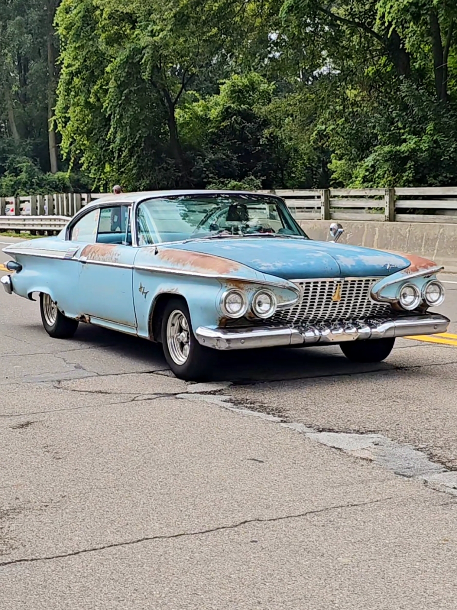 1961 Plymouth Fury Classic Car Drive By Engine Sound Cruisin' Hines 2024