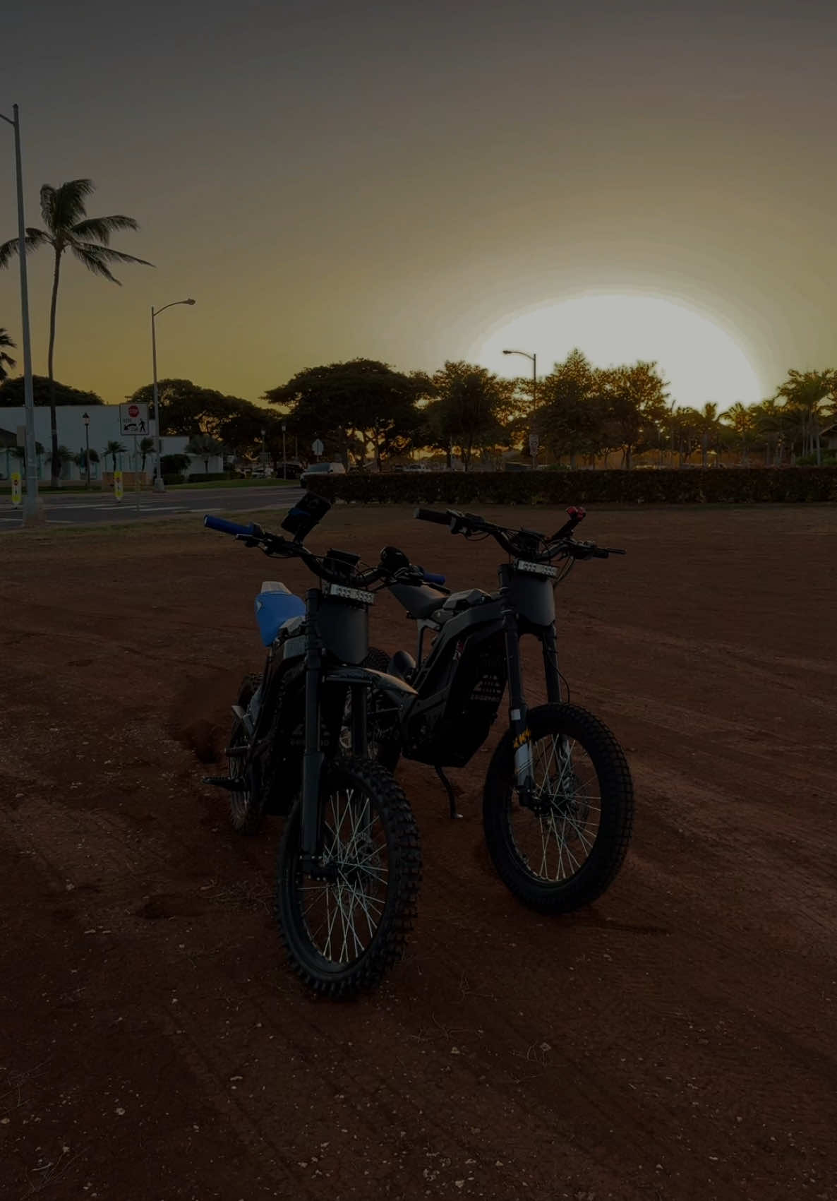 Me and @rizbikes ‘s Eride Pro S #owensebikes #eride #eridepro #eridepros #eridepross #ebikes #dirtbike #surron #fypシ゚viral 
