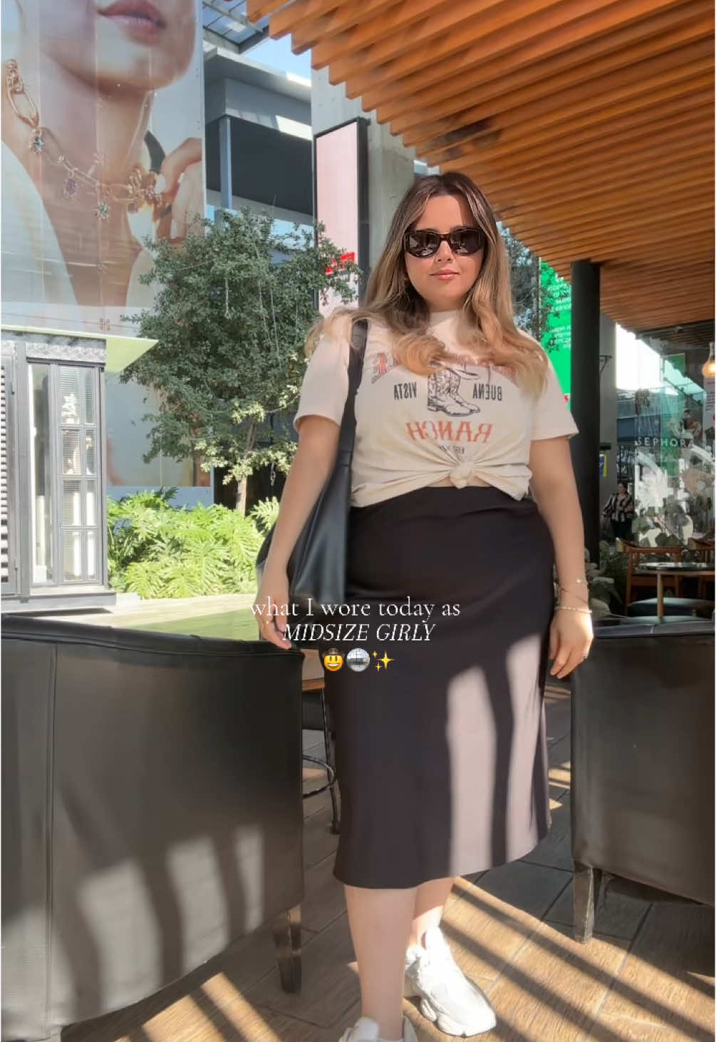 OOTD as a Midsize girly 🤠🪩✨ #midsizefashion #midsize #midsizeoutfit #outfitidea #outfitoftheday #OOTD #mexico #monterrey #fashioninspo 