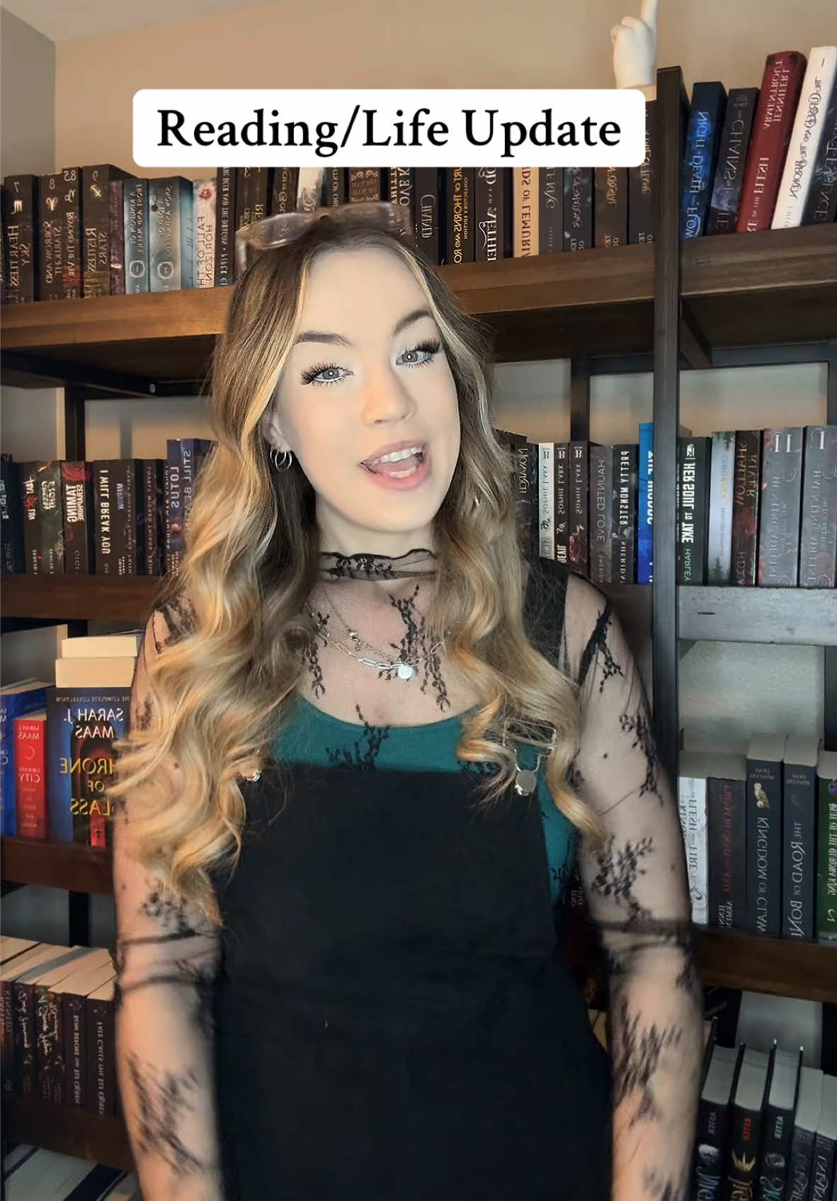 Reading/Life Update  #readingcheckin #bookishupdate #romantasybooks #fantasybooks #audiobooks #morallygreymmc #fyp #BookTok #booktokfyp #readersoftiktok #steamybookrecs #addtotbr #darkromantasy #bookfriends 