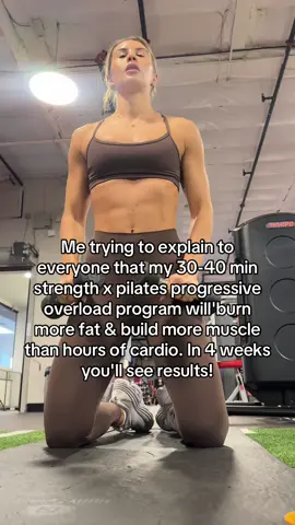 Workouts that work and give you results >> start training with me today! #armworkout #tonedarms #upperbodyworkout #strengthtrainingforwomen #strengthtrainingforgirls #workoutmotivationforwomen #fatlossworkoutsforwomen #gymgirl #pilates #pilatesgirl 