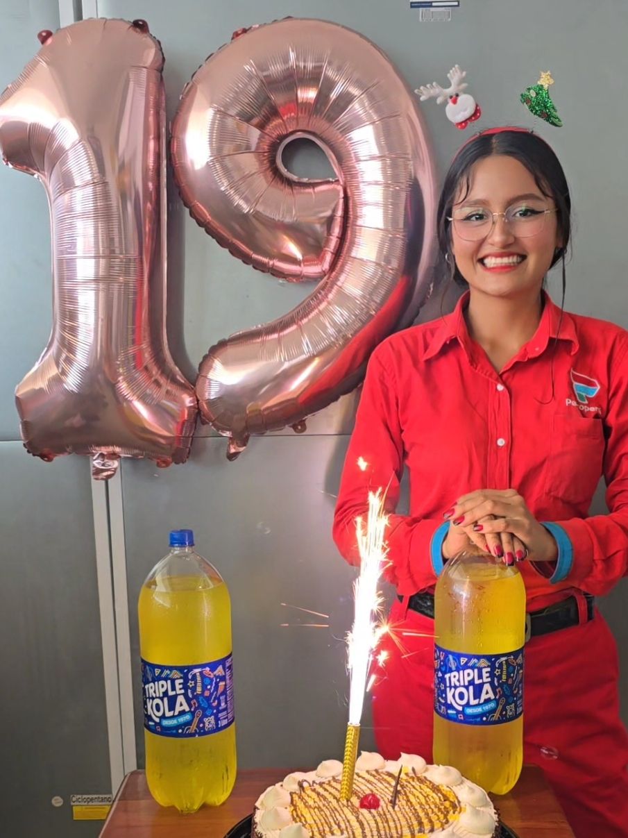 Hoy estamos de fiesta, hoy celebramos el cumpleaños nro 19 de Nancy. Manden sus saludos, los leeremos 🤗🥳🤧 #grifoyafer #pucallpaperú🌴🦜🐍🐢🦥 #tarapoto_perú🇵🇪💚🌴 #iquitos_peru🌴🌴♥️♥️♥️♥️ #paratiiiiiiiiiiiiiiiiiiiiiiiiiiiiiii #grifo #fyp #fypシ゚viral🖤tiktok #peru🇵🇪 #cumpleaños #cumpleañosfeliz #happybirthday #happynewyear #merrychristmas #cunumi #19 #faraonloveshady #faraonloveshadyraaaa 