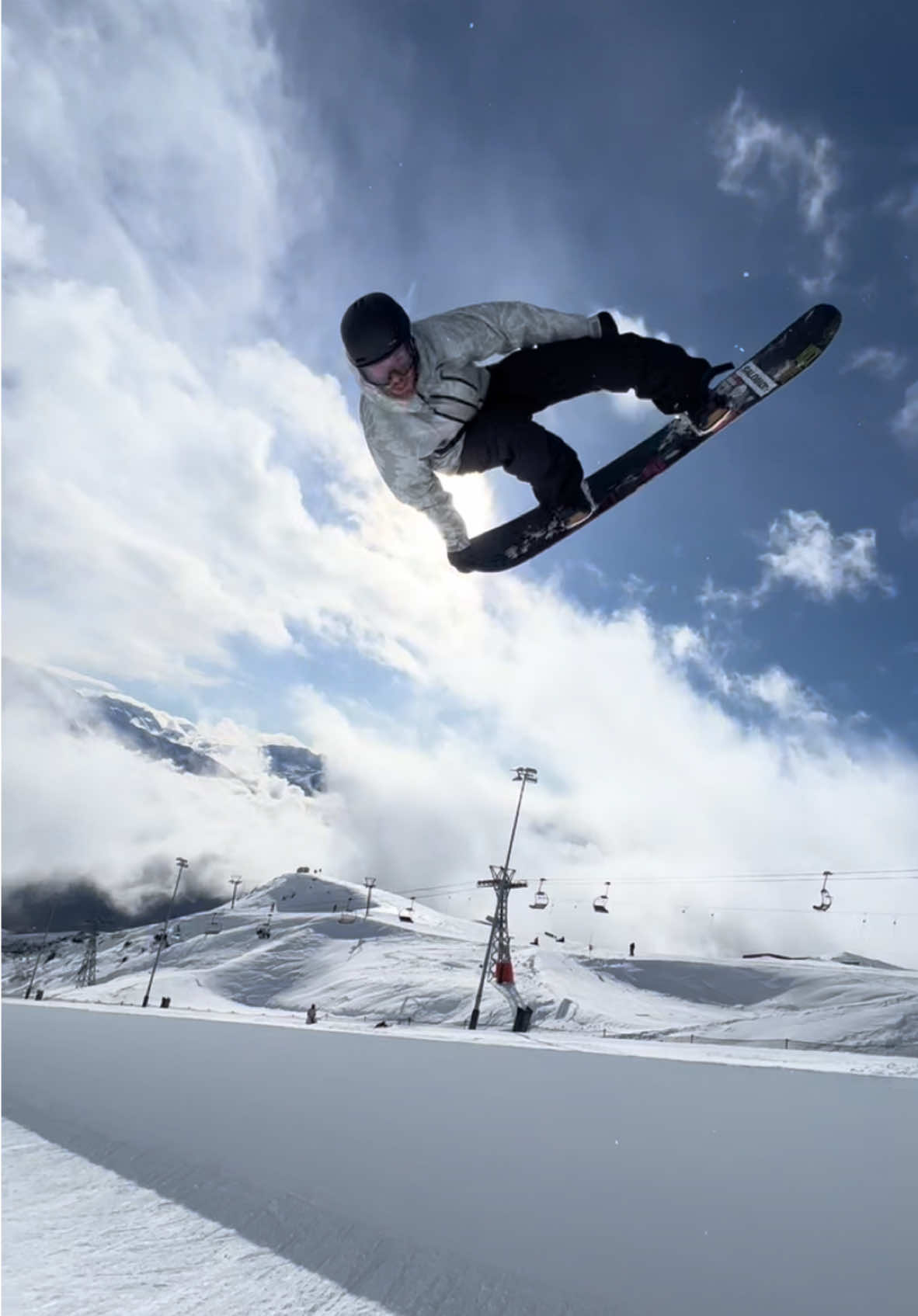 Michalchuk in Laax 🤌🏼 #snowboarding #snow #wintersports #fyp 