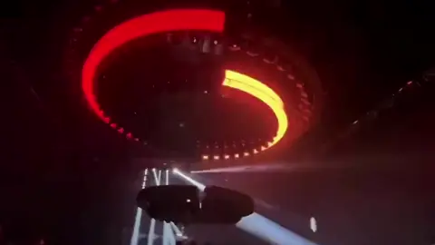 Ngôi Nhà Hạnh Phúc Remix #kingdomonthemix #nhachaymoingay #nhacremix