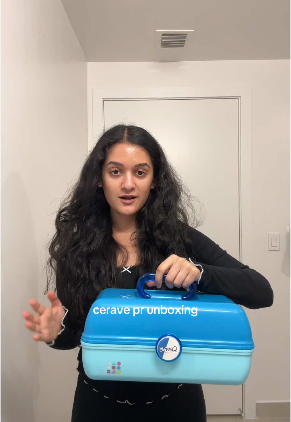 love you @CeraVe 🤭 #acneproneskin #cerave #ceraveproducts #acneproneskin #acneskincare #prunboxing 