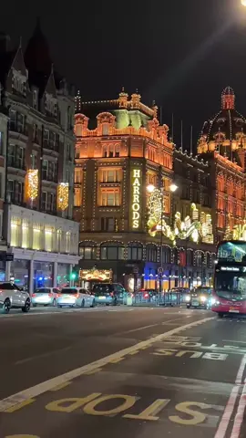 مساء الحب مساء الجمال من لندن ❤️❤️#الآمارات #السعودية #العراق #قطر #عمان🇴🇲 #الكويت #