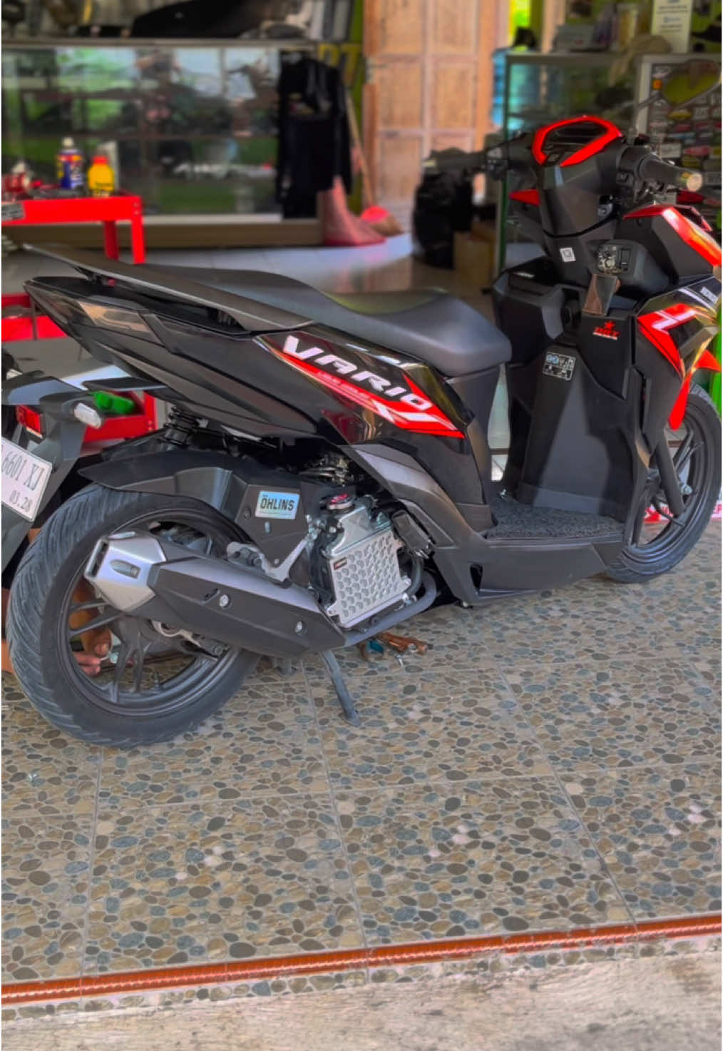 Terpasang di Vario led new > Mounting 5cm #fypシ #fyp #kurankturuconcept #variasimaticjogja #variasivariojogja #variojogja #varioyogyakarta #variomodifikasi #varionistyindonesia #varioproper #pasangmountingvariojogja #mountingvariojogja 