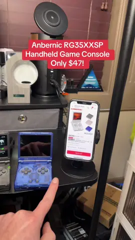 This retro handheld game console has a long battery life, comes pre-installed with over 6000 games, and super fun to play! #retrogaming #handheldgaming #handheldemulator #emulatorgaming #anbernic #anbernicrg35xxsp #rg35xxsp #flashsale #gaming #TechDeals #tiktokshopholidayhaul 