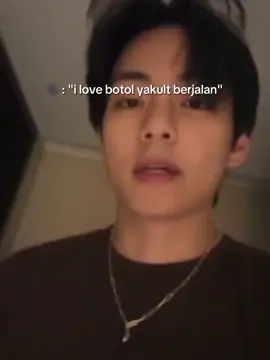 gapura ini sedang tergoda oleh botol yakult #taennie #vnnie #taehyung #jennie #taennieisreal #taennie_forever #fypシ゚ 