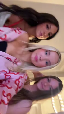 my girls🎀💝