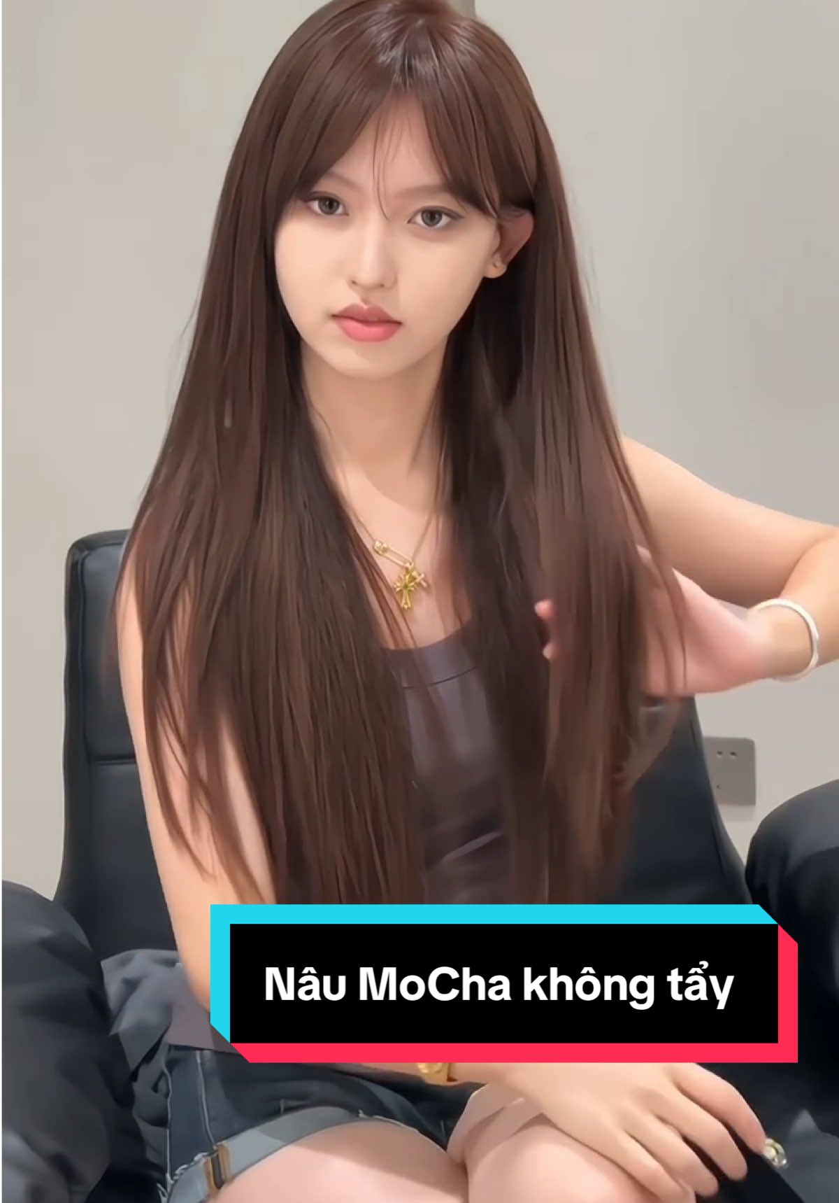 Màu tóc nâu mocha không hề kén da, đồng thời, không cần tẩy nên hạn chế tối đa nguy cơ tổn thương tóc và da đầu. #mautocdep #TikTokAwardsVN #xuhuongtiktok #tết2025 