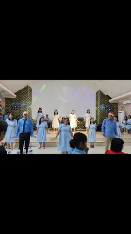 persembahan tarian guru🤭 Natal SMP SMA Anastasia School🙈🙈 12-12-24 . . . . #desemberceria #fypシ゚viral #seruseruan #dancechristmas 