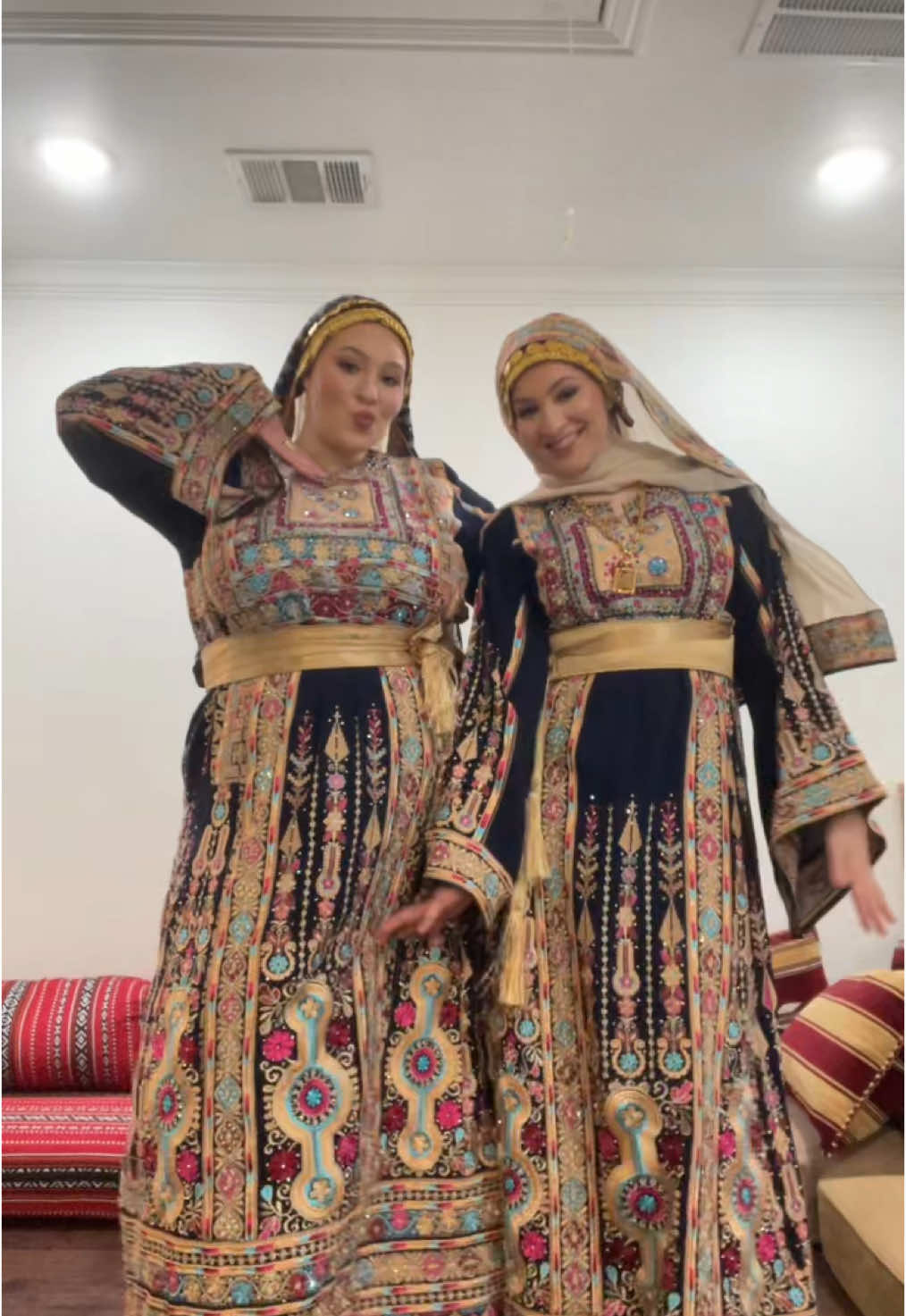 Teerawiyat🇵🇸🕊️ @Marwah #falahi #henna #ArabTikTok #fyp #weddingtiktok #arabwedding 
