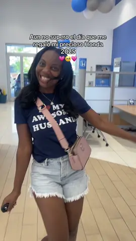 Thank you to my man por mi honda 2025 🫶🏽💗 #spoiled #spoliedgirl #carro2025 #navidad #regalodenavidad #christmasgift #mantenida #regalos #creadoradecontenido #gringoylatina #latinaygringo #compradecarro 