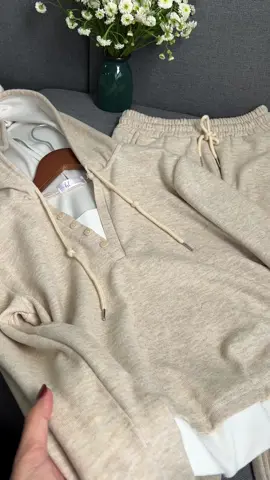 Set bộ nữ thu đông quần suông.#bộ  #❤️ #bộmacnha #bothudong #bộmacnhadethuong # #bomacnhaxinh #bomacnhanu #bomacnhacute#set #setnu #setthudong #setquanao #setquanaonu #setquanaodep#setbo 