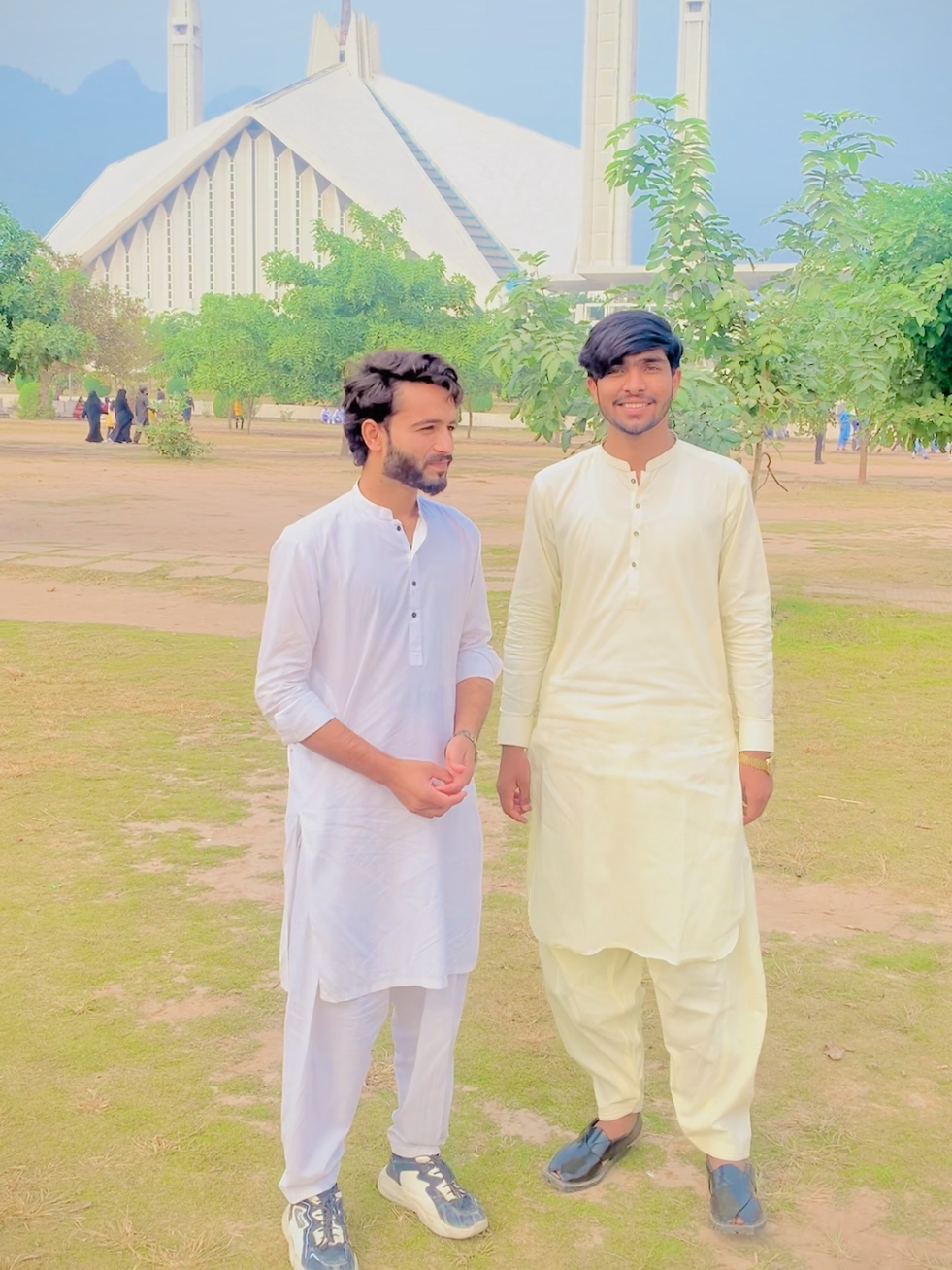 #foryou#viralvideo#foryoupage#viewsproblems😥 #unfreezmyaacount #pleasegrowmyaccount @Hassan Bilal @Rℹ️Z🅾️🅾️🔐 @Mehbob Jamal @mursaleenkhand7475 