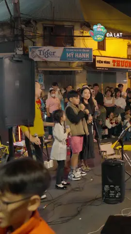 Ba sẽ là cánh chim đưa con đi thật xa#NguyenHaiPhong #Moon #XiTrum #Sun #MyMy #music #5FINGER #fyp #ngaodushow