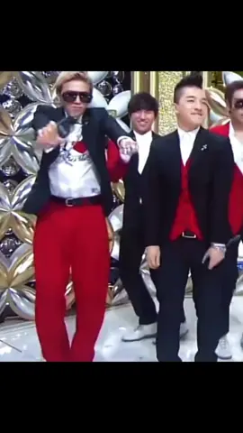 Dance Free style ❤️❤️ #gdragon #gdragon_bigbang #kwonjiyong #bigbang #vipgdragon #kpop #yg #ygfamily #vipbigbang #gdragon지드래곤 #fypシ #xuhuong 