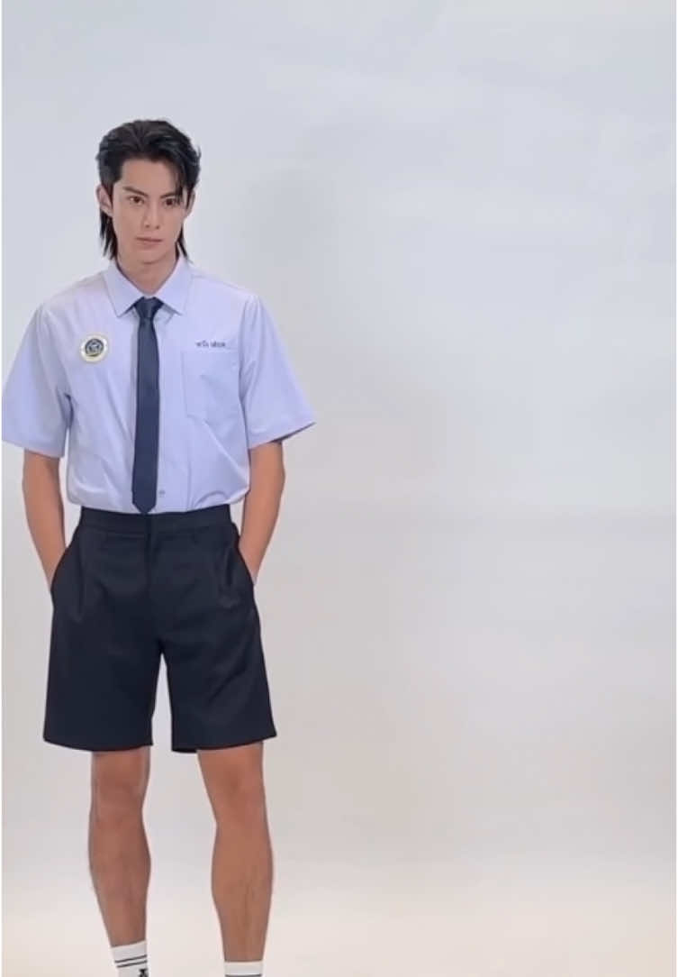 มาไทยรอบนี้ ขอชุดไทยอีกนะตี้ 💜 #ดีแลนหวัง #หวังเฮ่อตี้ #dylanwang #wanghedi #王鹤棣 