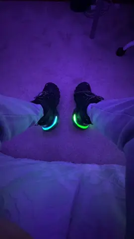 track leds >> #balenciaga #balenci #track #tracks #led #shoes #fyp #viral #money #clothing