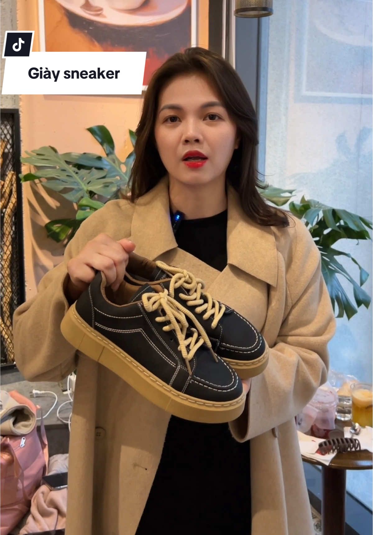 Giày sneaker sang xịn quá lại dễ phối đồ #xuhuong #giaysneaker #giaysneakernam 