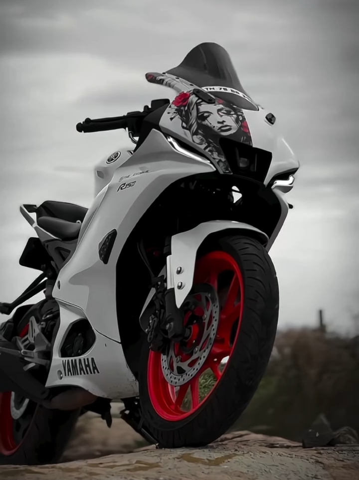 Every boy's emoson 😍😍#foryou #bikelover #r15v3 #newtrend #trending #vairalvideo #bdtiktokofficial #support_me #unfrezzmyaccount #gowmyaccount🙋🔥 #foryoupage❤️❤️ 